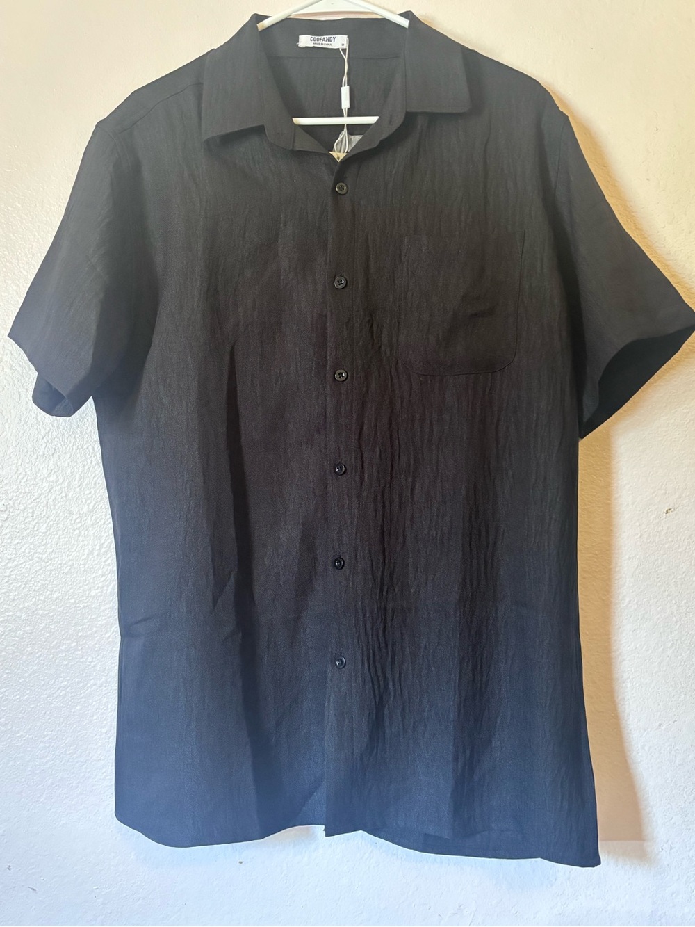 Coofandy Men’s Black, Lightweight, Button Down Shirt, Textured, Size M, NWT